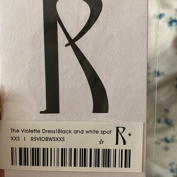 Realisation Par Violette Dress - Picture 7 of 7